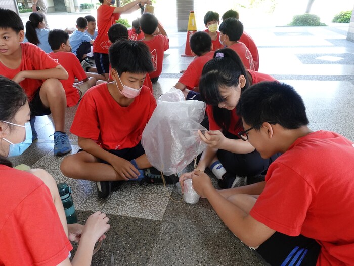 113學年度科學創意競賽 「仁美毅力號的降落任務」(另開新視窗/jpg檔)圖片