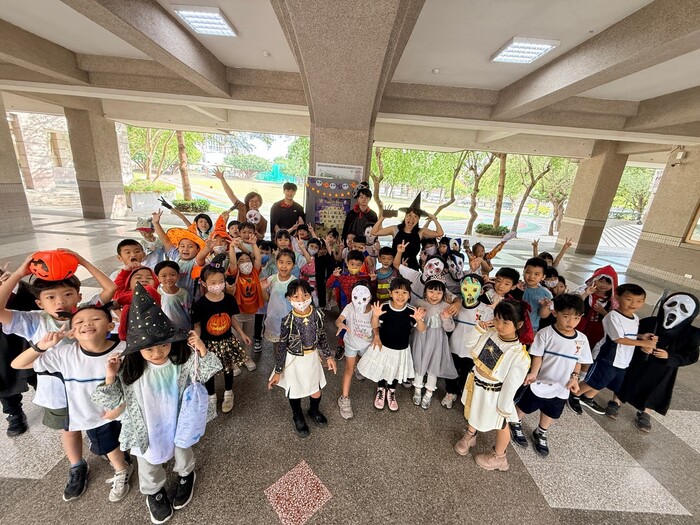 Trick or Treat！萬聖節闖關樂翻天！(另開新視窗/jpg檔)圖片