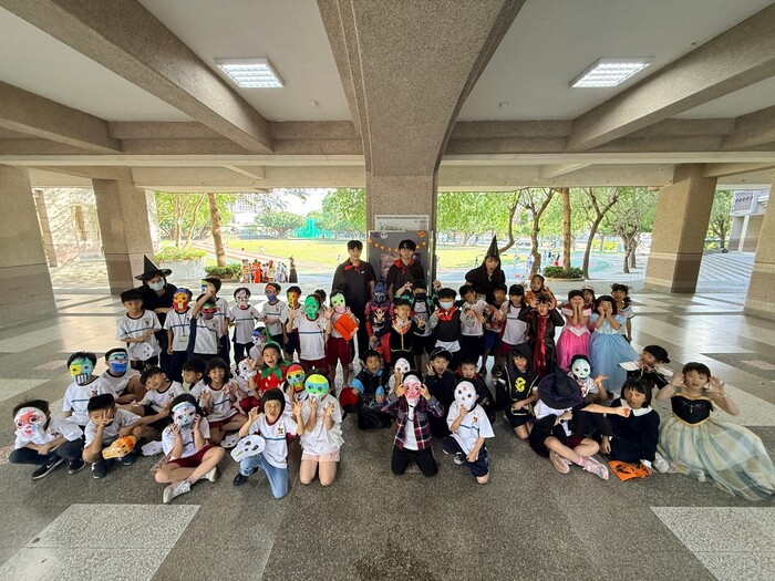 Trick or Treat！萬聖節闖關樂翻天！(另開新視窗/jpg檔)圖片