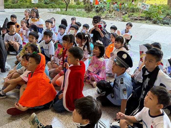 Trick or Treat！萬聖節闖關樂翻天！(另開新視窗/jpg檔)圖片