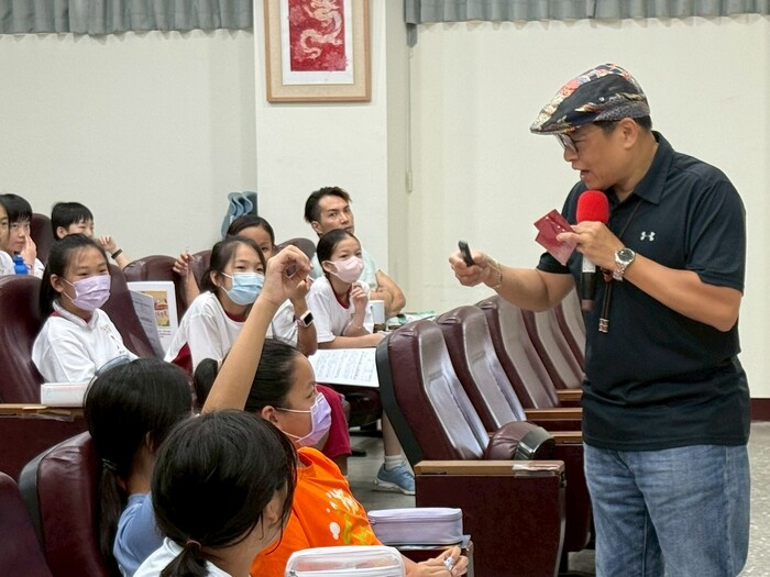 導覽小尖兵培訓(另開新視窗/jpg檔)圖片